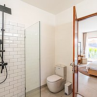 Tranquil living in 2-bedroom Pererenan villa. Villas in Bali for Sale: Вилла в Чангу, Бали за 282 тыс. USD. Leasehold. Предварительный просмотр фото #12