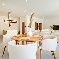 Tranquil living in 2-bedroom Pererenan villa. Villas in Bali for Sale: Вилла в Чангу, Бали за 282 тыс. USD. Leasehold. Предварительный просмотр фото #6