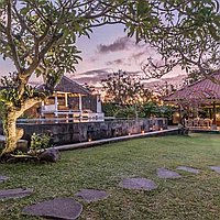Stunning five-bedroom family villa in the heart of Batu Bolong. Villas in Bali for Sale: Villa in Canggu, Bali for 1533 Thousands USD. Freehold. Preview photo #2