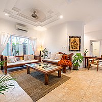 Newly Renovated 3 bedroom Freehold Villa. Villas in Bali for Sale: Villa in Canggu, Bali for 417 Thousands USD. Freehold. Preview photo #1