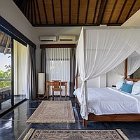 Beachfront villa retreat in Seseh for sale. Villas in Bali for Sale: Вилла в Чангу, Бали за 3515 тыс. USD. Freehold. Предварительный просмотр фото #12