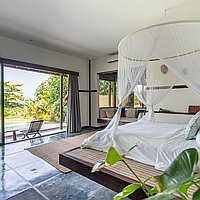 Beachfront villa retreat in Seseh for sale. Villas in Bali for Sale: Вилла в Чангу, Бали за 3515 тыс. USD. Freehold. Предварительный просмотр фото #10
