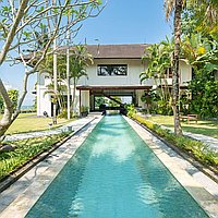 Beachfront villa retreat in Seseh for sale. Villas in Bali for Sale: Вилла в Чангу, Бали за 3515 тыс. USD. Freehold. Предварительный просмотр фото #3