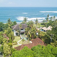 Beachfront villa retreat in Seseh for sale. Villas in Bali for Sale: Вилла в Чангу, Бали за 3515 тыс. USD. Freehold. Предварительный просмотр фото #2