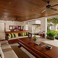 Canggu’s Finest Location: Grandeur 9-Bedroom Villa – Investment Opportunity. Villas in Bali for Sale: Villa in Canggu, Bali for 1791 Thousands USD. Leasehold. Preview photo #2
