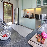 Luxurious Freehold 5 bedroom Villa In Canggu for Sale. Villas in Bali for Sale: Вилла в Чангу, Бали за 2392 тыс. USD. Freehold. Предварительный просмотр фото #4