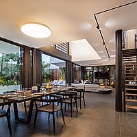  Luxury living just 900m from Berawa beach. Villas in Bali for Sale: Villa in Canggu, Bali for 1037 Thousands USD. Leasehold. Preview photo #3