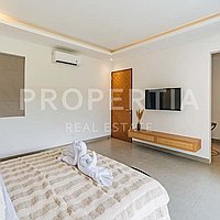 Modern Elegance Minutes From Canggu Beach. Villas in Bali for Sale: Villa in Canggu, Bali for 359 Thousands USD. Leasehold. Preview photo #5