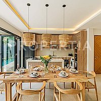 Modern Elegance Minutes From Canggu Beach. Villas in Bali for Sale: Villa in Canggu, Bali for 359 Thousands USD. Leasehold. Preview photo #2