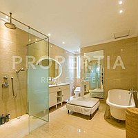 Beautiful Modern Family Villa In Berawa. Villas in Bali for Sale: Villa in Canggu, Bali for 951 Thousands USD. Freehold. Preview photo #4