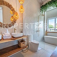 Tropical Inspired Family Villa In Echo Beach. Villas in Bali for Sale: Villa in Canggu, Bali for 654 Thousands USD. Leasehold. Preview photo #6