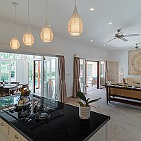 Idyllic Traditional Three-Bedroom Villa with Rice Field Views in Padang Tawang, Canggu. Villas in Bali for Sale: Villa in Canggu, Bali for 395 Thousands USD. Leasehold. Preview photo #5