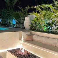 Indulge in luxury two-bedroom villa in Tumbak Bayuh. Villas in Bali for Sale: Вилла в Чангу, Бали за 283 тыс. USD. Leasehold. Предварительный просмотр фото #1