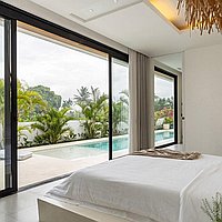 Indulge in luxury two-bedroom villa in Tumbak Bayuh. Villas in Bali for Sale: Вилла в Чангу, Бали за 283 тыс. USD. Leasehold. Предварительный просмотр фото #9