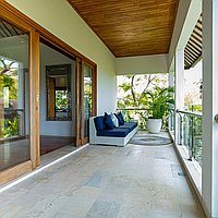 Breathtaking 5-bedroom modern villa only 250 meters from Pererenan beach. Villas in Bali for Sale: Villa in Canggu, Bali for 23.0 Billion IDR. Leasehold. Preview photo #11