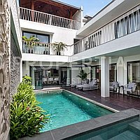 Modern Tropical Family Home In Berawa. Villas in Bali for Sale: Villa in Canggu, Bali for 889 Thousands USD. Freehold. Preview photo #22