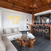 Modern Tropical Family Home In Berawa. Villas in Bali for Sale: Villa in Canggu, Bali for 889 Thousands USD. Freehold. Preview photo #17