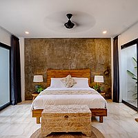 Charming Tumbak Bayuh villa with rooftop rice field views. Villas in Bali for Sale: Villa in Canggu, Bali for 196 Thousands USD. Leasehold. Preview photo #5