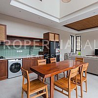 Beautiful Family Home In Kayu Tulang. Villas in Bali for Sale: Vila di Canggu, Bali untuk 285 Ribuan USD. Leasehold. Pratinjau foto #1