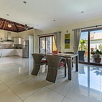 Two-bedroom villa only 350m from Berawa Beach. Villas in Bali for Sale: Villa in Canggu, Bali for 362 Thousands USD. Leasehold. Preview photo #7