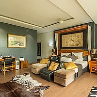 Riverside six bedroom villa with rice field views in Tumbak Bayuh. Villas in Bali for Sale: Вилла в Чангу, Бали за 1585 тыс. USD. Freehold. Предварительный просмотр фото #9