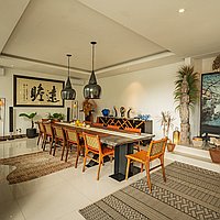 Riverside six bedroom villa with rice field views in Tumbak Bayuh. Villas in Bali for Sale: Вилла в Чангу, Бали за 1585 тыс. USD. Freehold. Предварительный просмотр фото #7