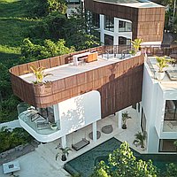 Luxurious villa steps from Lima beach in Pererenan. Villas in Bali for Sale: Вилла в Чангу, Бали за 1770 тыс. USD. Leasehold. Предварительный просмотр фото #1