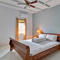 Great Opportunity for Developers or Investors: Freehold Three-Bedroom Balinese Home set on 700sqm of Land. Villas in Bali for Sale: Vila di Canggu, Bali untuk 466 Ribuan USD. Freehold. Pratinjau foto #8