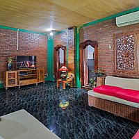 Great Opportunity for Developers or Investors: Freehold Three-Bedroom Balinese Home set on 700sqm of Land. Villas in Bali for Sale: Vila di Canggu, Bali untuk 466 Ribuan USD. Freehold. Pratinjau foto #11