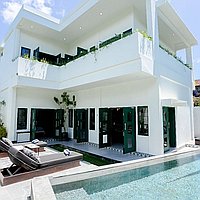 Three-bedroom leasehold villa in Berawa. Villas in Bali for Sale: Villa in Canggu, Bali for 478 Thousands USD. Leasehold. Preview of photo #1