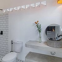 Modern Two-Bedroom Industrial Style Villa with Stunning Rooftop Design in Tumbak Bayuh. Villas in Bali for Sale: Вилла в Чангу, Бали за 117 тыс. USD. Leasehold. Предварительный просмотр фото #7