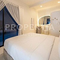 Spacious 4-Bedroom In Prime Berawa. Villas in Bali for Sale: Vila di Berawa (Canggu), Bali untuk 340 Ribuan USD. Leasehold. Pratinjau foto #3