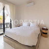 Spacious 4-Bedroom In Prime Berawa. Villas in Bali for Sale: Vila di Berawa (Canggu), Bali untuk 340 Ribuan USD. Leasehold. Pratinjau foto #6