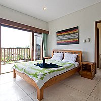 Escape to a Tropical 5-Bedroom Villa with Balinese-Style in Canggu. Villas in Bali for Sale: Villa in Canggu, Bali for 1027 Thousands USD. Freehold. Preview photo #8