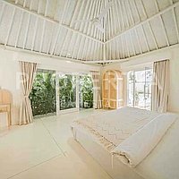 Modern Tropical Oasis In Canggu. Villas in Bali for Sale: Villa in Canggu, Bali for 804 Thousands USD. Leasehold. Preview photo #1