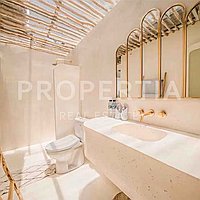 Modern Tropical Oasis In Canggu. Villas in Bali for Sale: Villa in Canggu, Bali for 804 Thousands USD. Leasehold. Preview photo #5