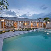 Modern Tropical Oasis In Canggu. Villas in Bali for Sale: Villa in Canggu, Bali for 804 Thousands USD. Leasehold. Preview photo #8
