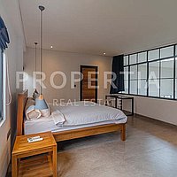 Industrial Inspired Villa In Kayu Tulang. Villas in Bali for Sale: Вилла в Чангу, Бали за 449 тыс. USD. Leasehold. Предварительный просмотр фото #8