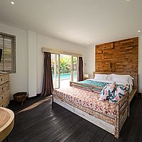 Refined tropical living in a peaceful Berawa location. Villas in Bali for Sale: Vila di Canggu, Bali untuk 466 Ribuan USD. Leasehold. Pratinjau foto #7