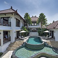 Embrace beautiful 3-bedroom rice field view villa in Tumbak Bayuh. Villas in Bali for Sale: Вилла в Чангу, Бали за 481 тыс. USD. Leasehold. Предварительный просмотр фото #1