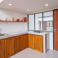 Newly Built One-Bedroom Townhouses with Modern Loft Design in Prime Tumbak Bayuh Location. Villas in Bali for Sale: Вилла в Чангу, Бали за 90 тыс. USD. Leasehold. Предварительный просмотр фото #2