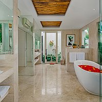 Prime Turnkey Bali Property Investment Opportunity – Berawa. Villas in Bali for Sale: Villa in Canggu, Bali for 2200 Thousands USD. Freehold. Preview photo #8