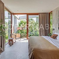 Stunning Industrial Minimalist Villa In Pererenan. Villas in Bali for Sale: Villa in Pererenan (Canggu), Bali for 19.7 Billion VND. Leasehold. Preview photo #7