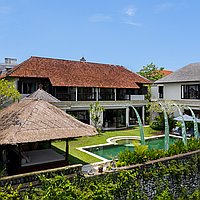 Impeccably presented Four-Bedrooms Freehold Villa with Ocean Vistas in Jimbaran. Villas in Bali for Sale: Villa in Jimbaran, Bali for 751 Thousands USD. Freehold. Preview photo #3