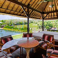 Impeccably presented Four-Bedrooms Freehold Villa with Ocean Vistas in Jimbaran. Villas in Bali for Sale: Villa in Jimbaran, Bali for 751 Thousands USD. Freehold. Preview photo #16