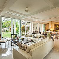 Perfect blend of tropical living and investment potential in Goa Gong. Villas in Bali for Sale: Villa in Jimbaran, Bali for 1135 Thousands USD. Freehold. Preview photo #3
