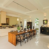Perfect blend of tropical living and investment potential in Goa Gong. Villas in Bali for Sale: Villa in Jimbaran, Bali for 1135 Thousands USD. Freehold. Preview photo #5