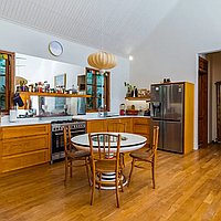 Homey Style Spacious Three-Bedroom Villa with Long Lease in Tegal Cupek. Villas in Bali for Sale: Вилла в Керобокан, Бали за 499 тыс. USD. Leasehold. Предварительный просмотр фото #4