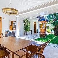 Homey Style Spacious Three-Bedroom Villa with Long Lease in Tegal Cupek. Villas in Bali for Sale: Вилла в Керобокан, Бали за 499 тыс. USD. Leasehold. Предварительный просмотр фото #6