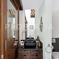 Beautiful Tropical Family Villa In Kerobokan. Villas in Bali for Sale: Villa in Kerobokan, Bali for 566 Thousands USD. Leasehold. Preview photo #8